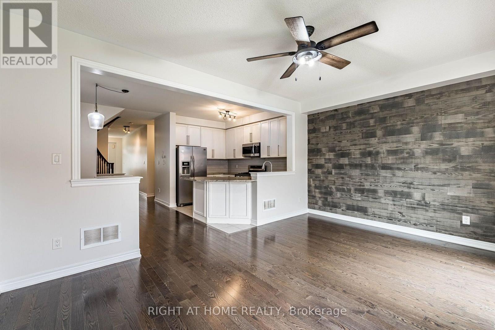 23 COASTLINE DRIVE - 10