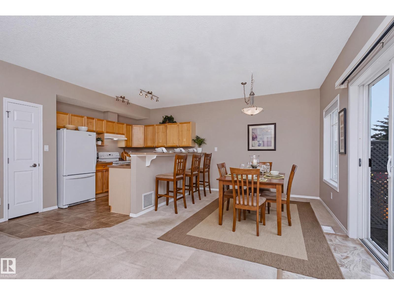 #53 2508 HANNA CR NW, Haddow, Edmonton photo 2