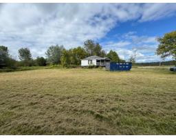 385 Route 105, Bois Franc, QC J9E3A9 Photo 8