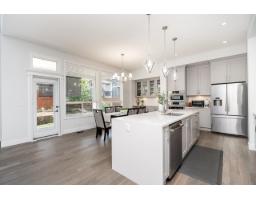 2070 165b Street, Surrey, BC V3Z1B9 Photo 8