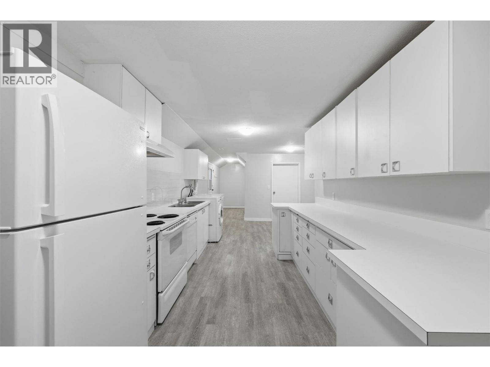105 Willow Street - Image 36