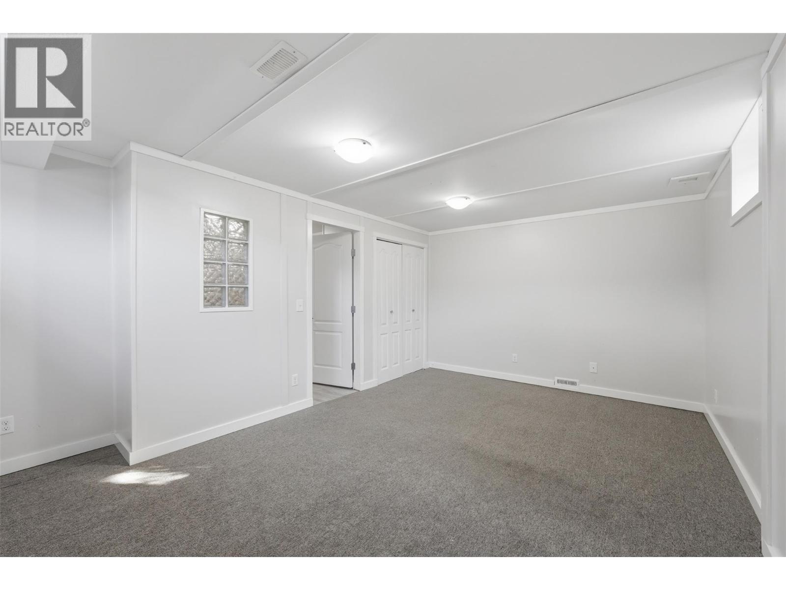 105 Willow Street - 43