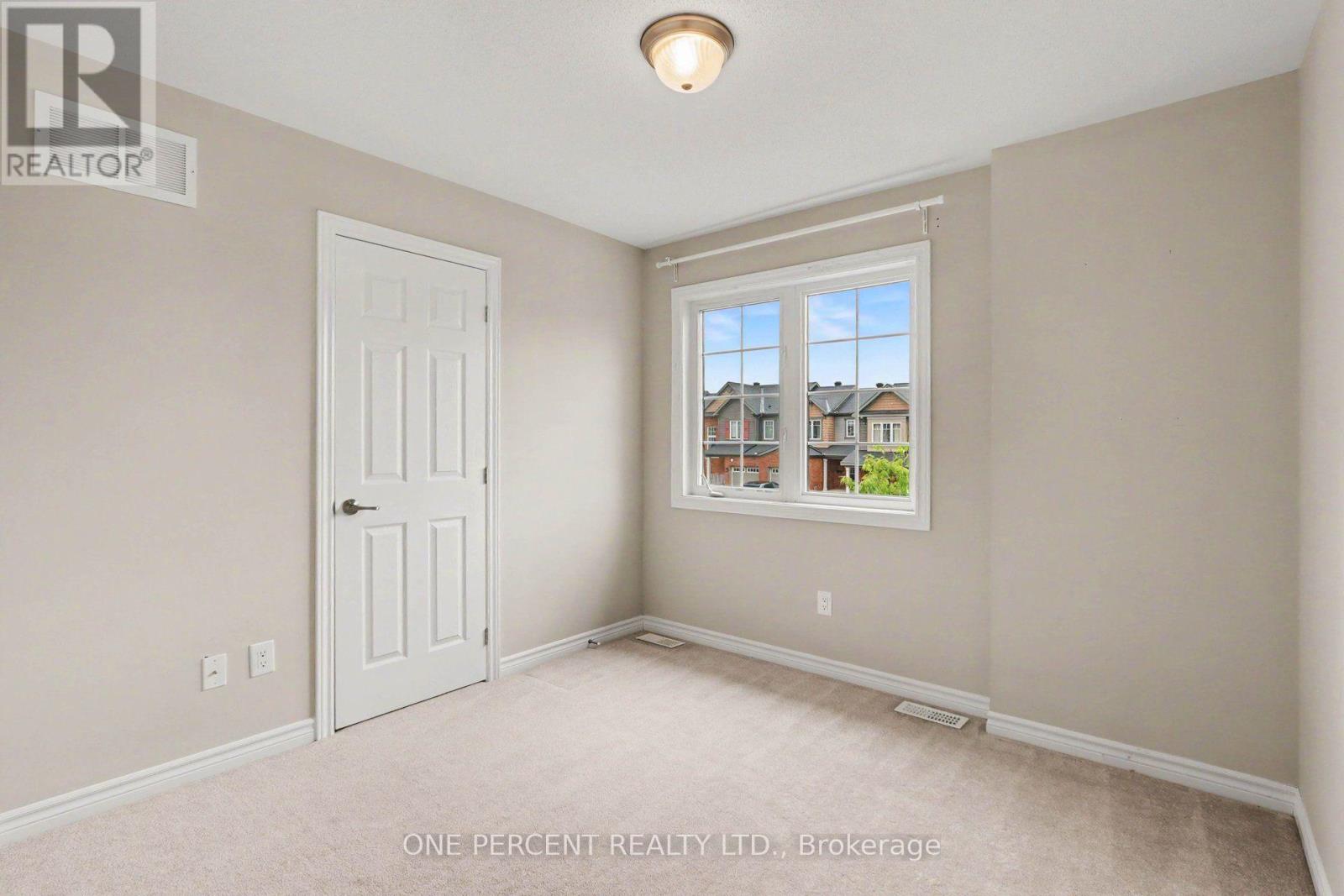 3 Bed, 2 Bath House for Sale in Ottawa – 110 SANTOLINA STREET, Ottawa – MLS# X13769788 - Image 18