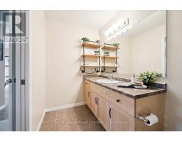 105 Spencer Drive, Centre Wellington, ON N0B1S0 Photo 17