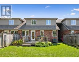 105 Spencer Drive, Centre Wellington, ON N0B1S0 Photo 27