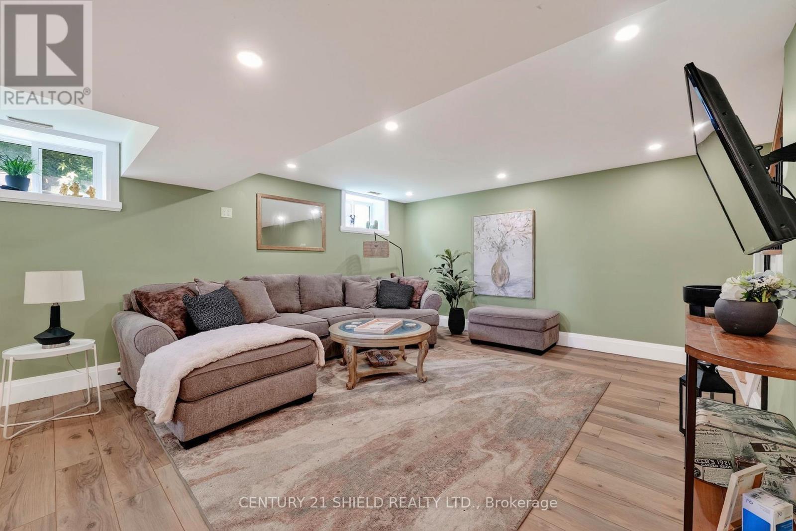 18322 GLEN ROAD - 31