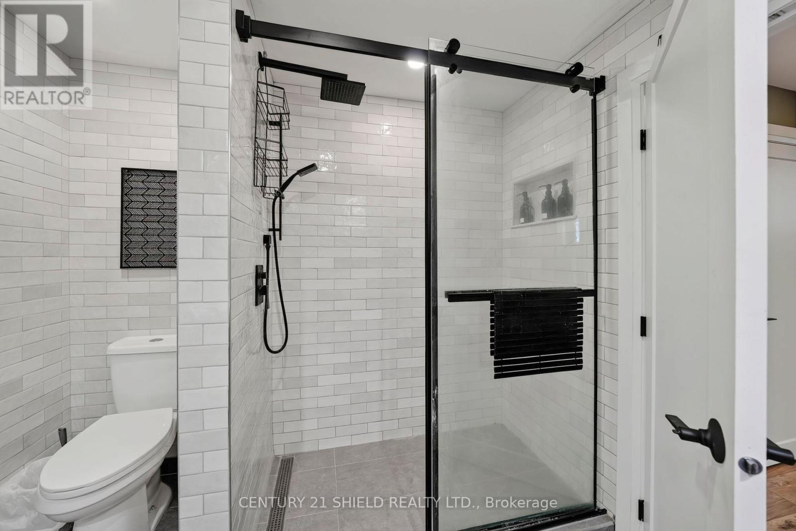 18322 GLEN ROAD - 34