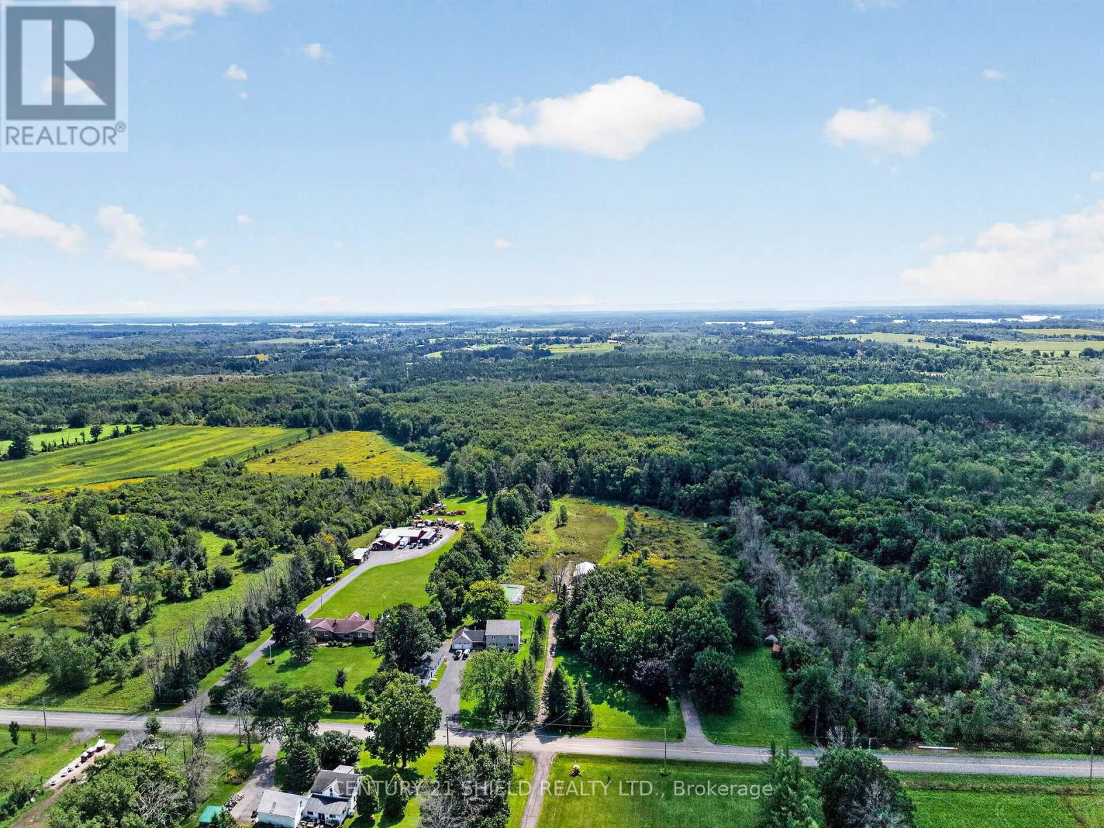 18322 GLEN ROAD - 43