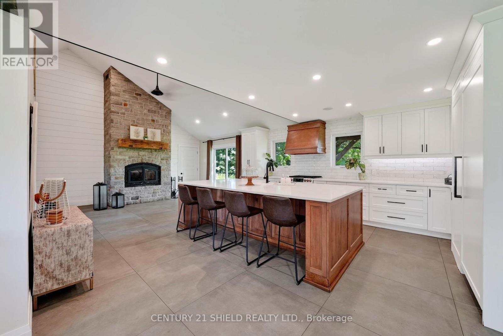 18322 GLEN ROAD, South Glengarry — photo 5