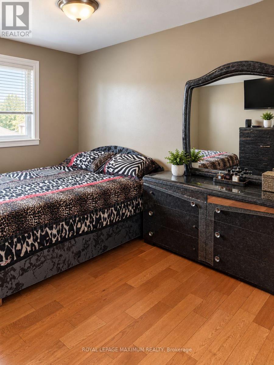 MAIN FLOOR - 7 WOOD CRESCENT, Bradford West Gwillimbury — photo 5