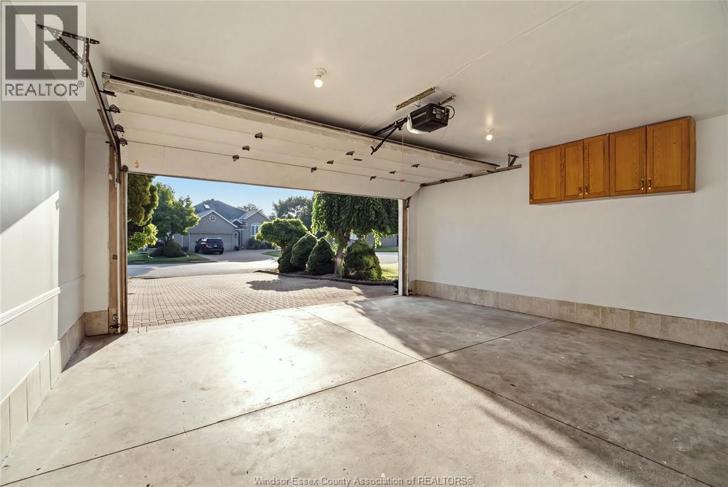 3025 KENILWORTH - 24