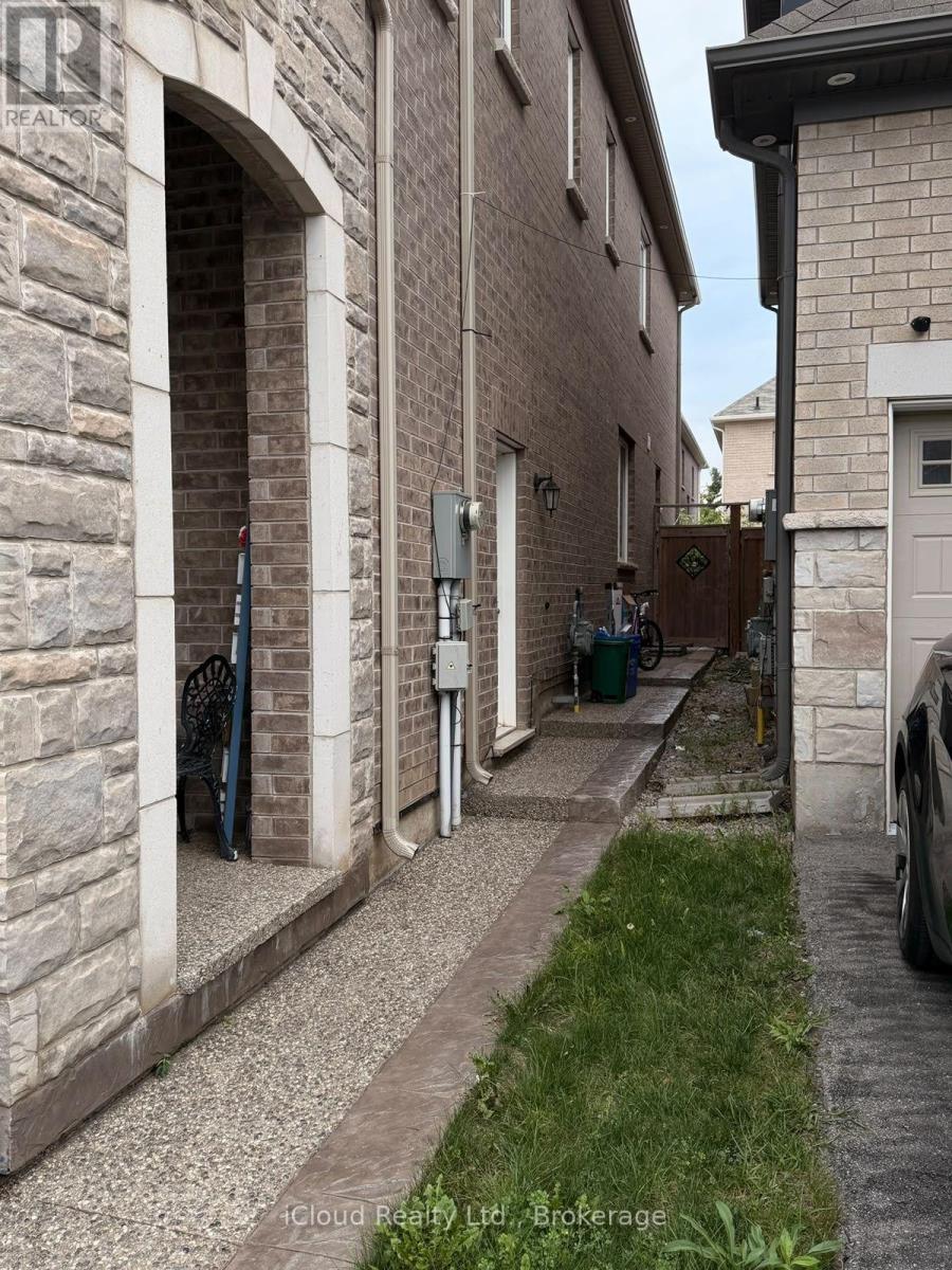 1303 ROSE WAY W, Milton (CB Cobban) — photo 2