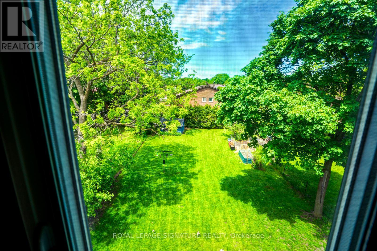 50 ROSEDALE AVENUE W - 23