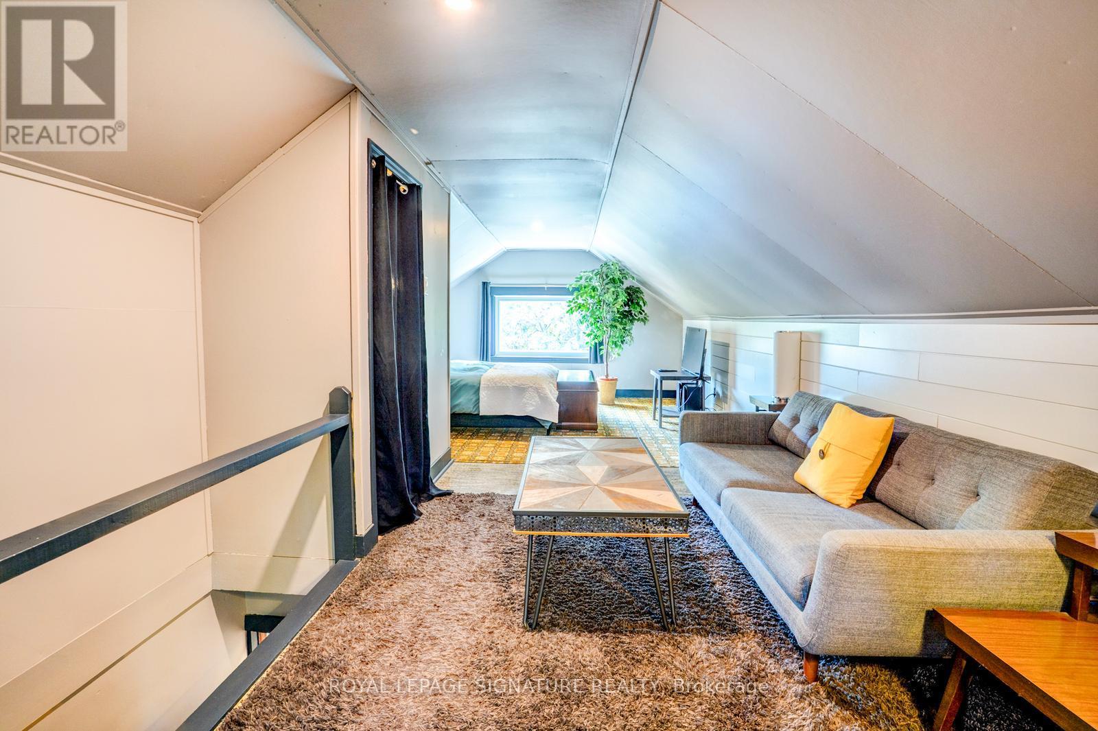 50 ROSEDALE AVENUE W - 24