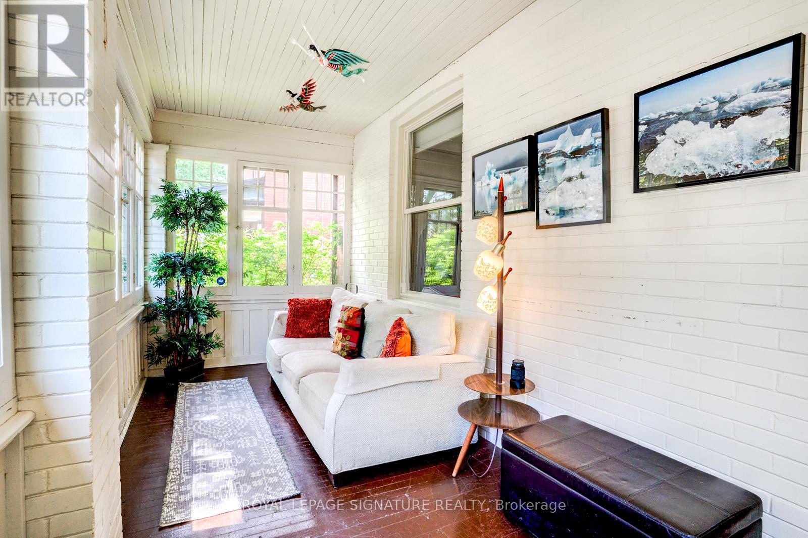50 ROSEDALE AVENUE W - 4