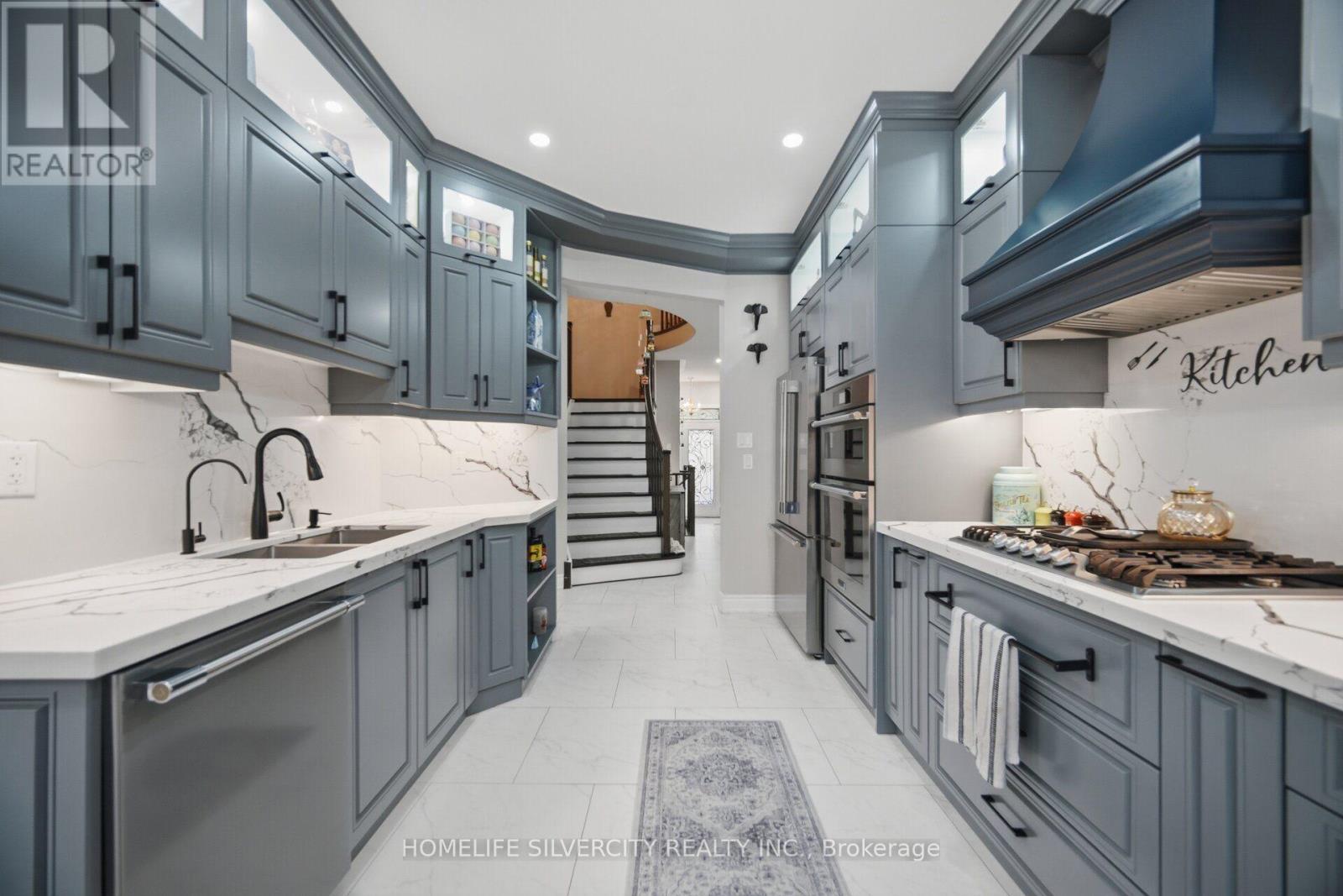 11 SWALES CRESCENT - 10
