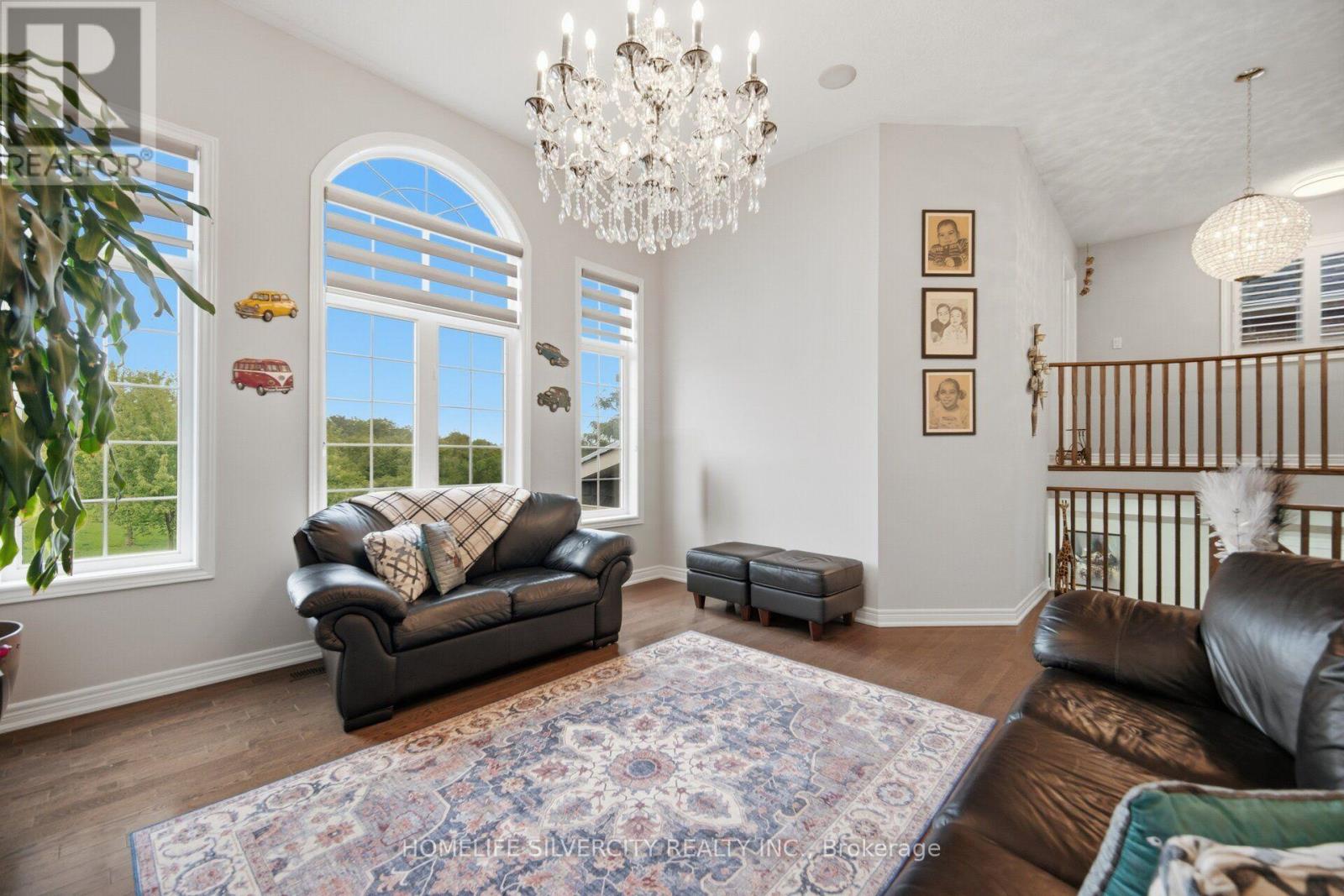 11 SWALES CRESCENT - 20