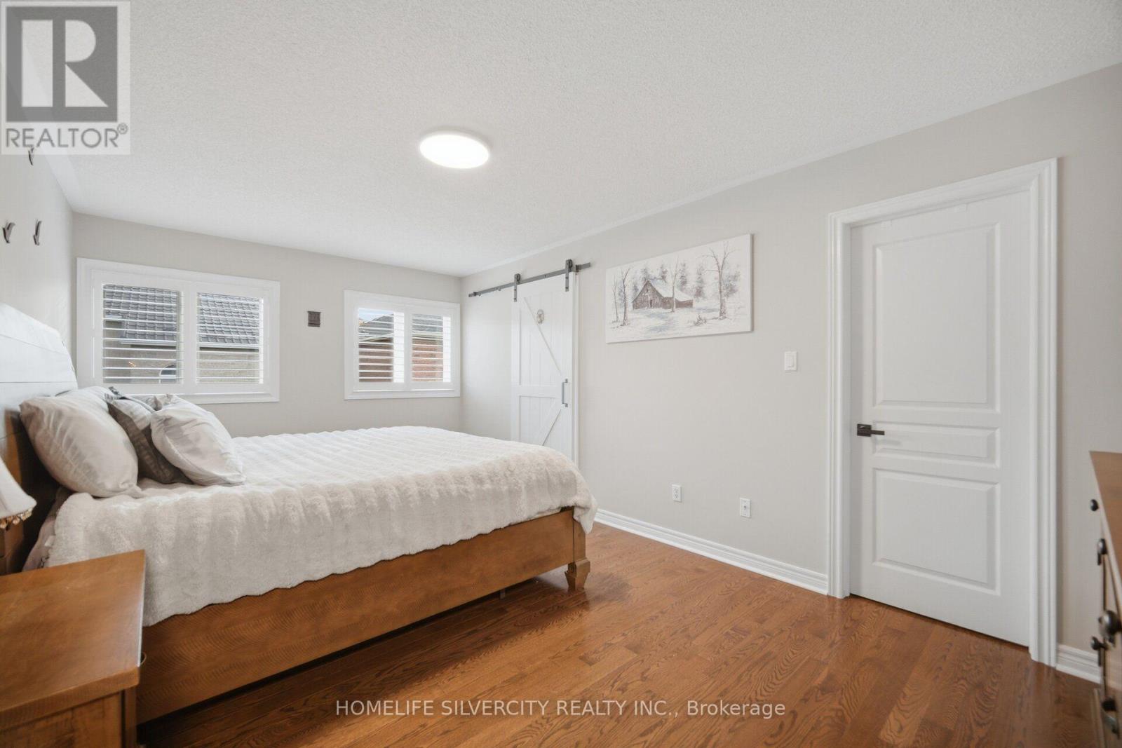 11 SWALES CRESCENT - 22