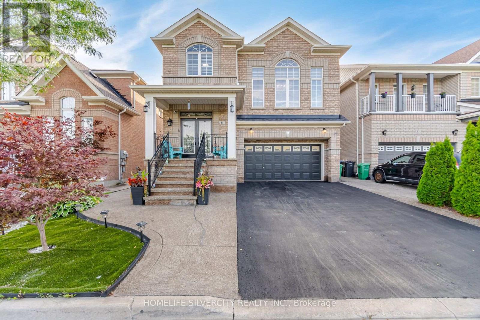 11 SWALES CRESCENT - 3