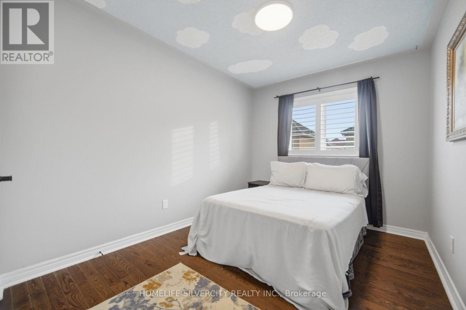 11 SWALES CRESCENT - 30