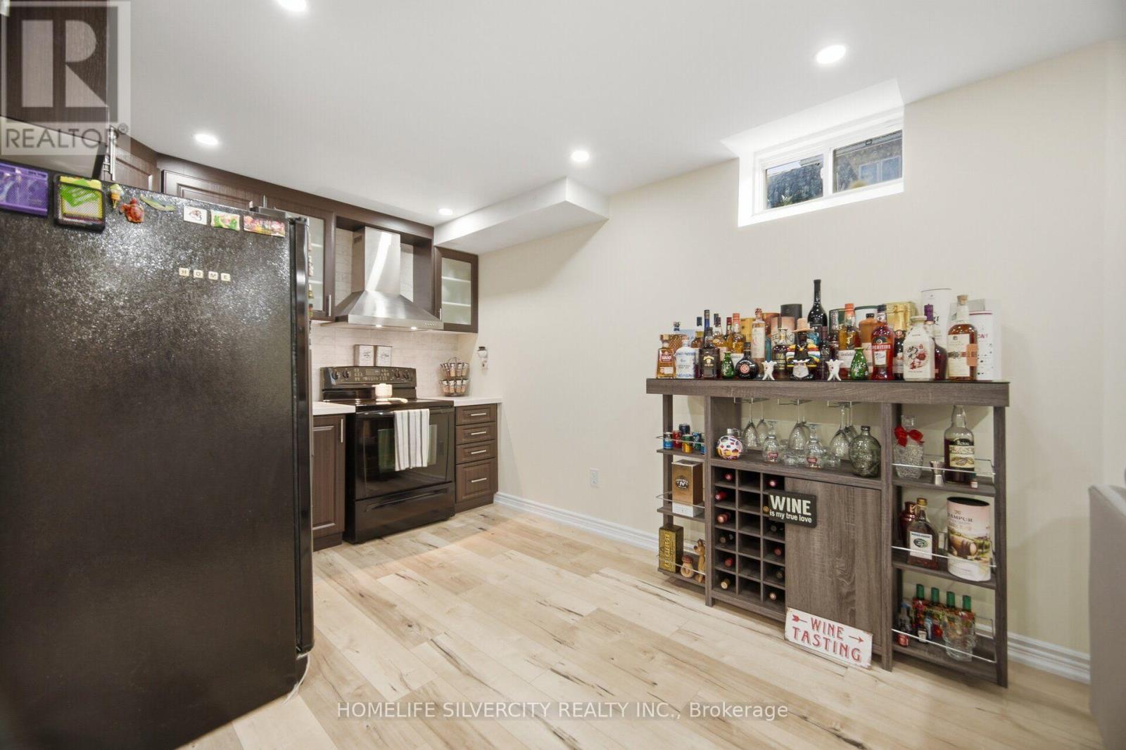 11 SWALES CRESCENT - Image 40