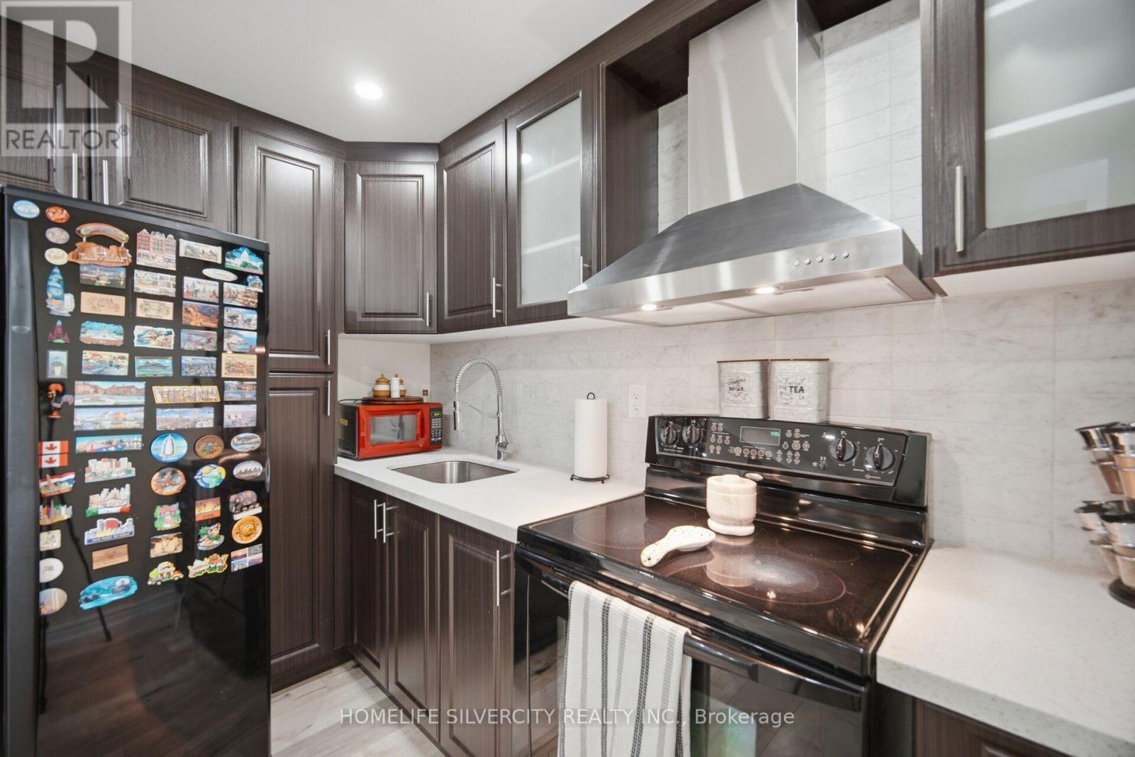 11 SWALES CRESCENT - Image 42