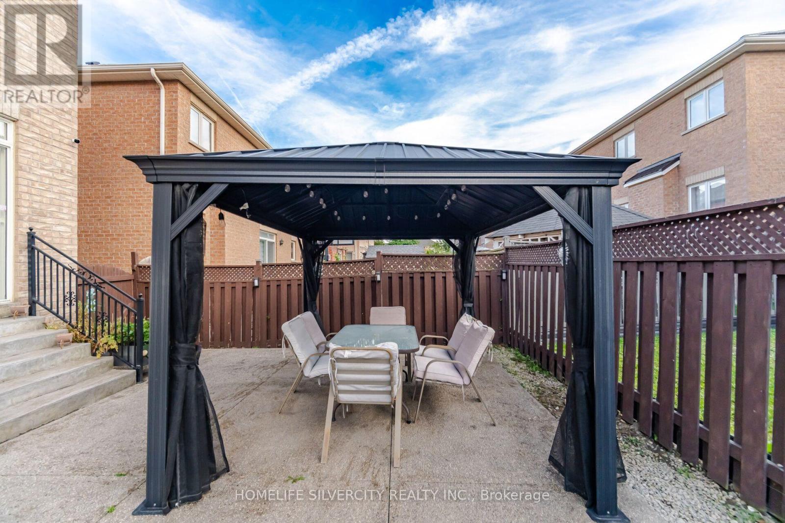 11 SWALES CRESCENT - Image 46