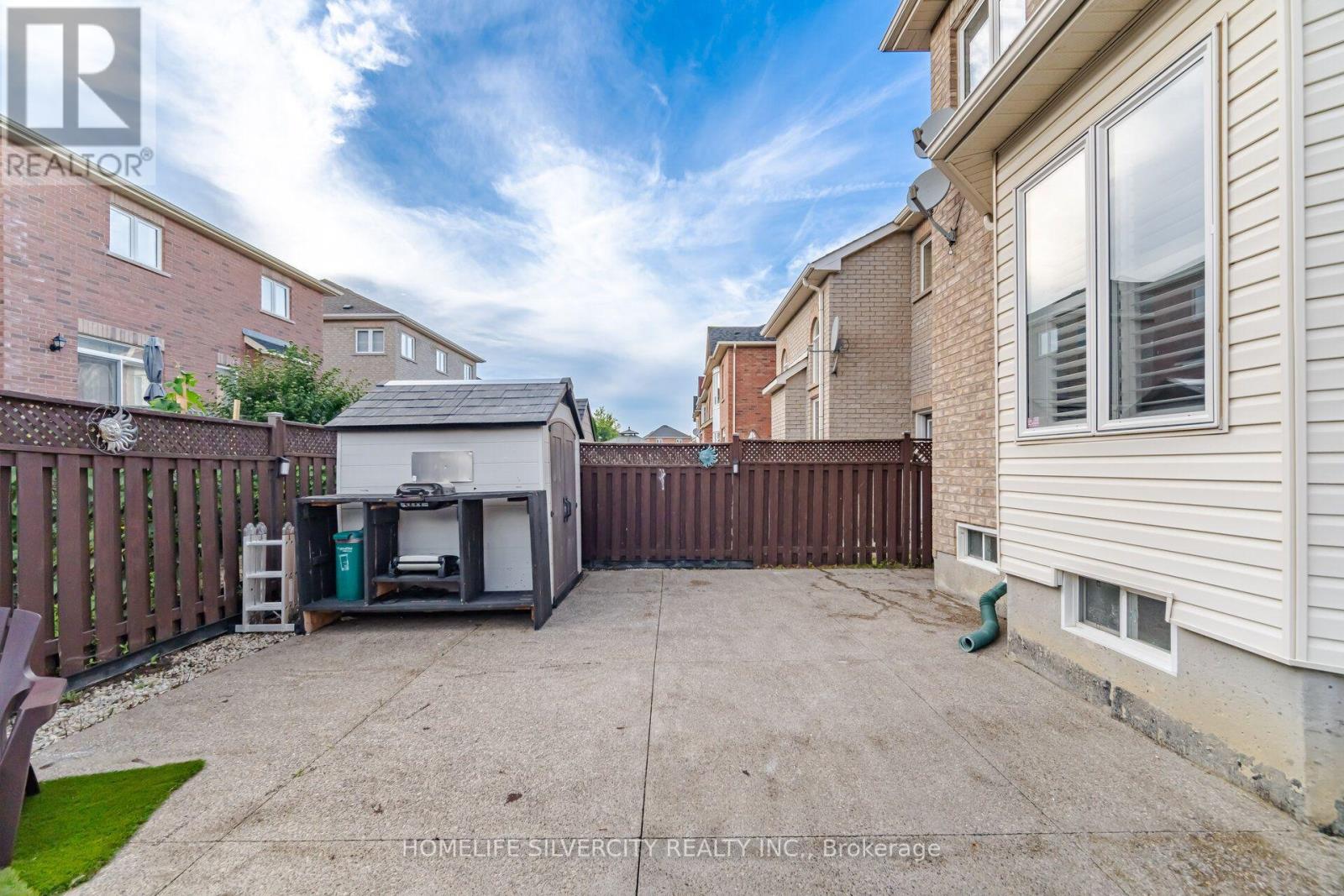 11 SWALES CRESCENT - Image 47