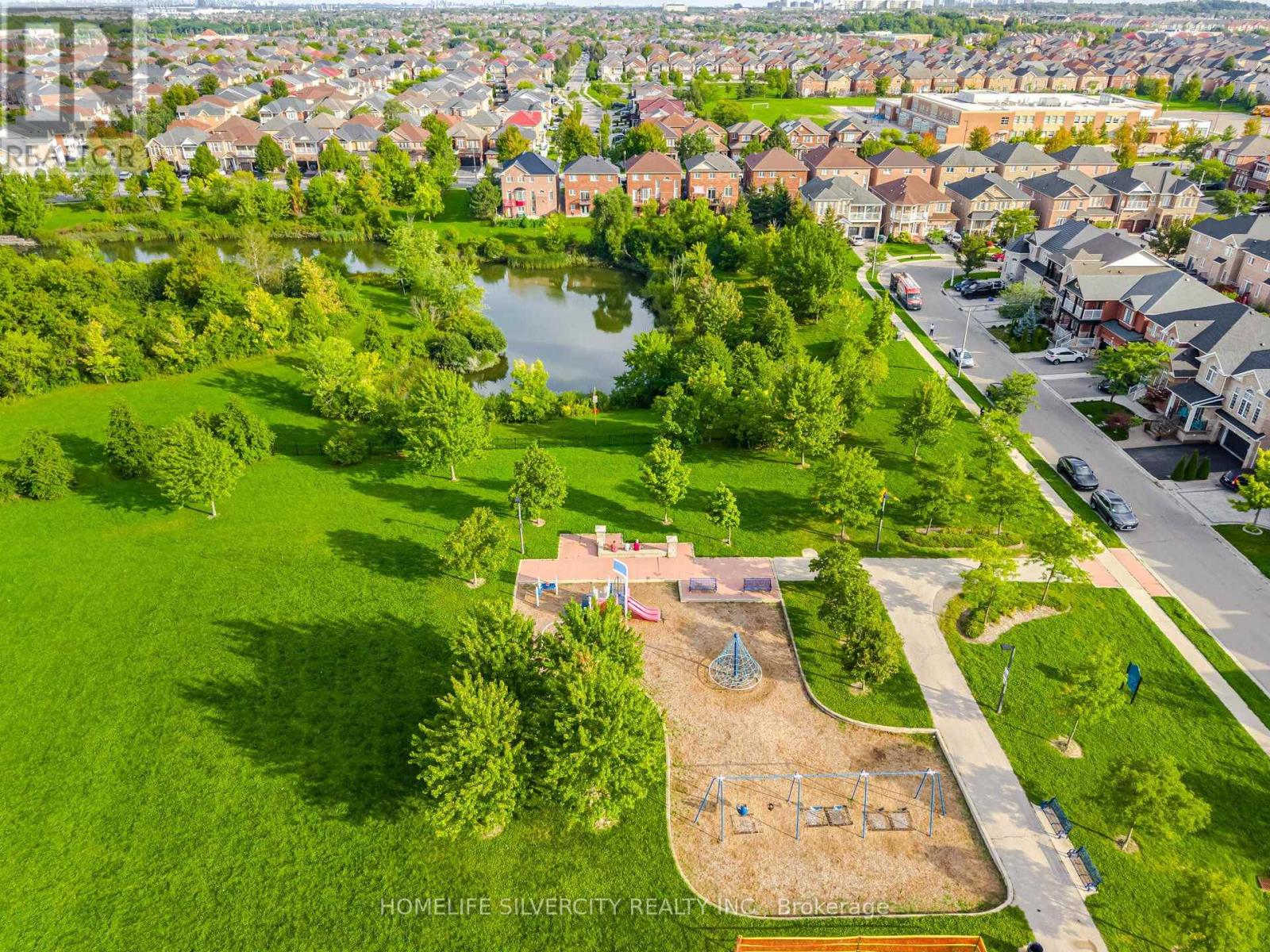 11 SWALES CRESCENT - 49