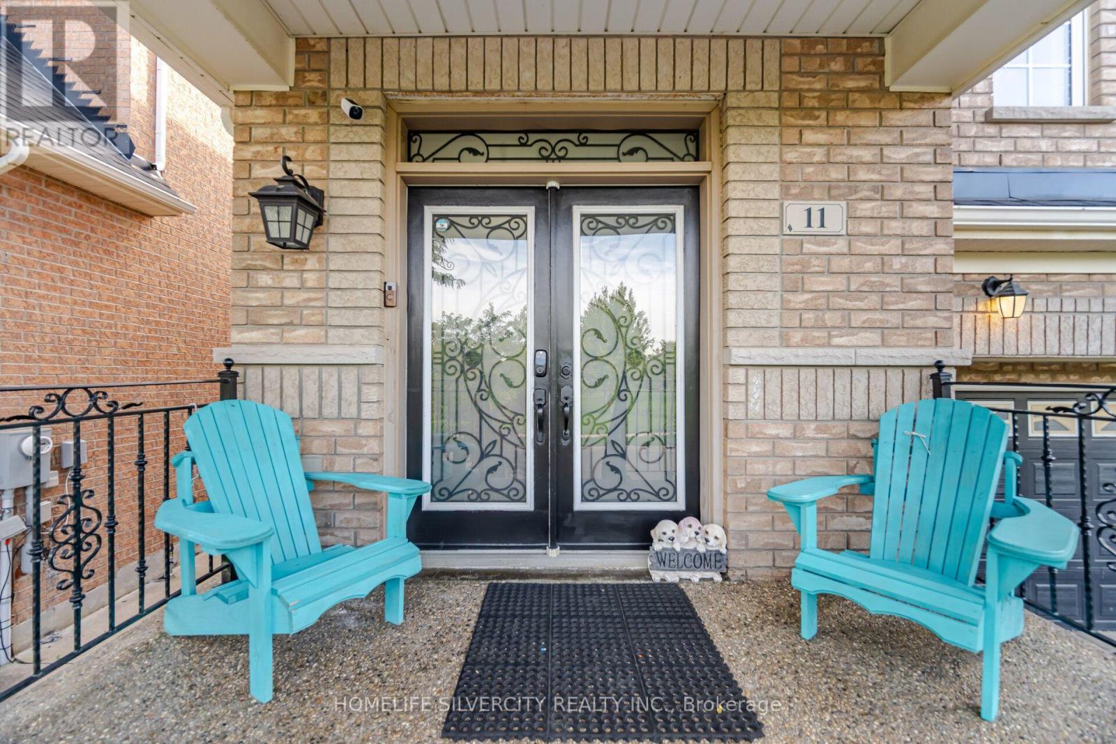 11 SWALES CRESCENT - 5