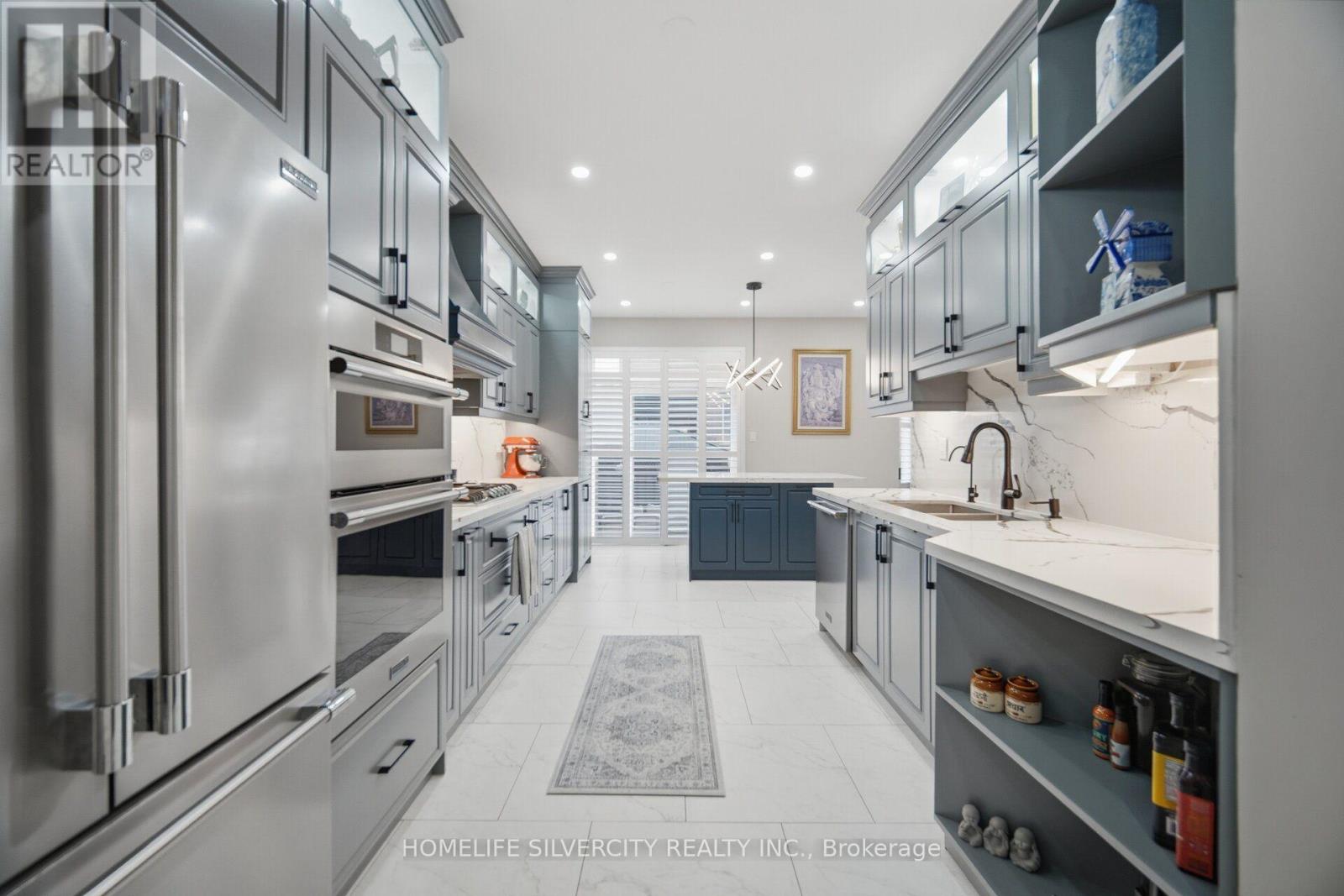 11 SWALES CRESCENT - 9