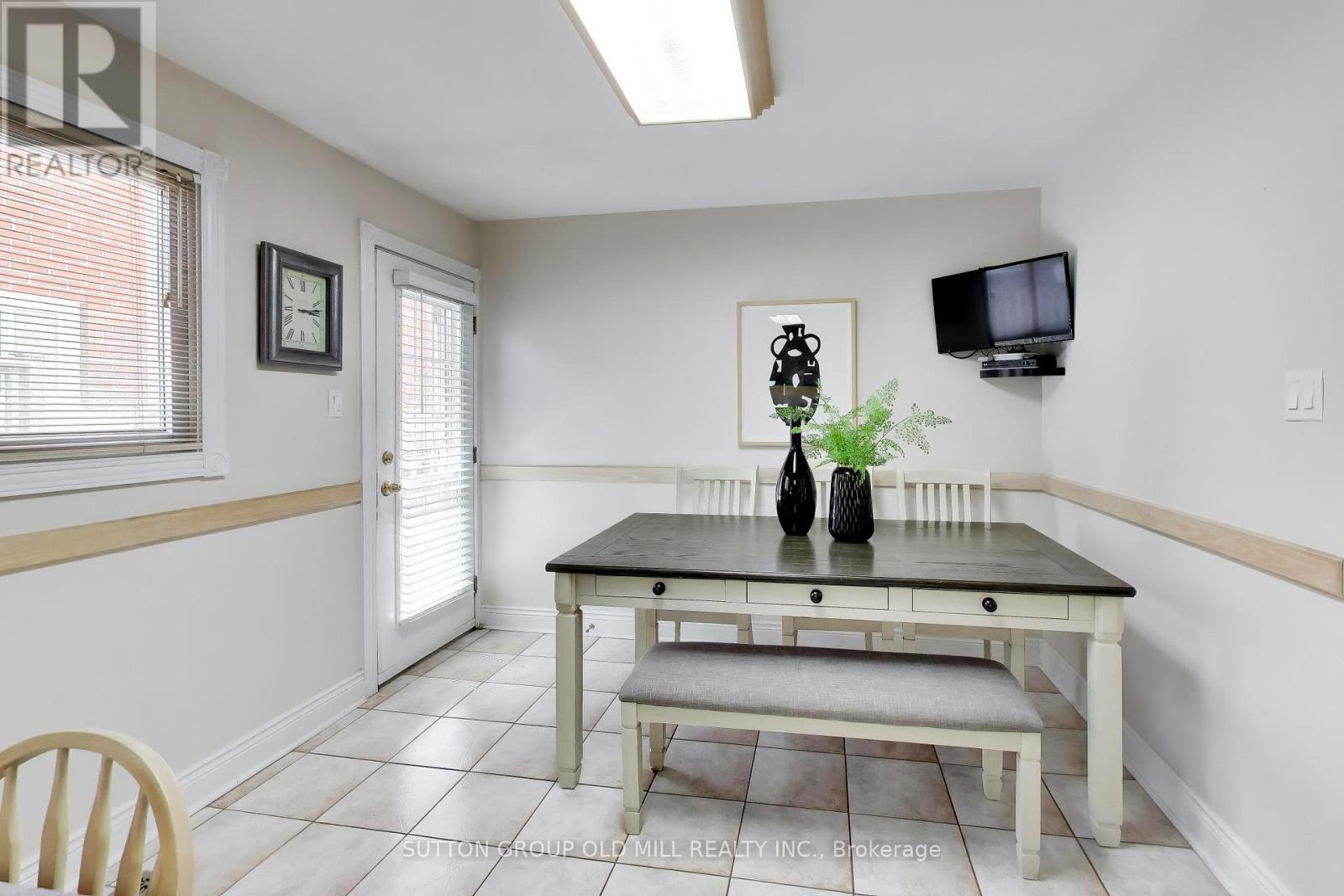 251 CHALFIELD LANE - 12