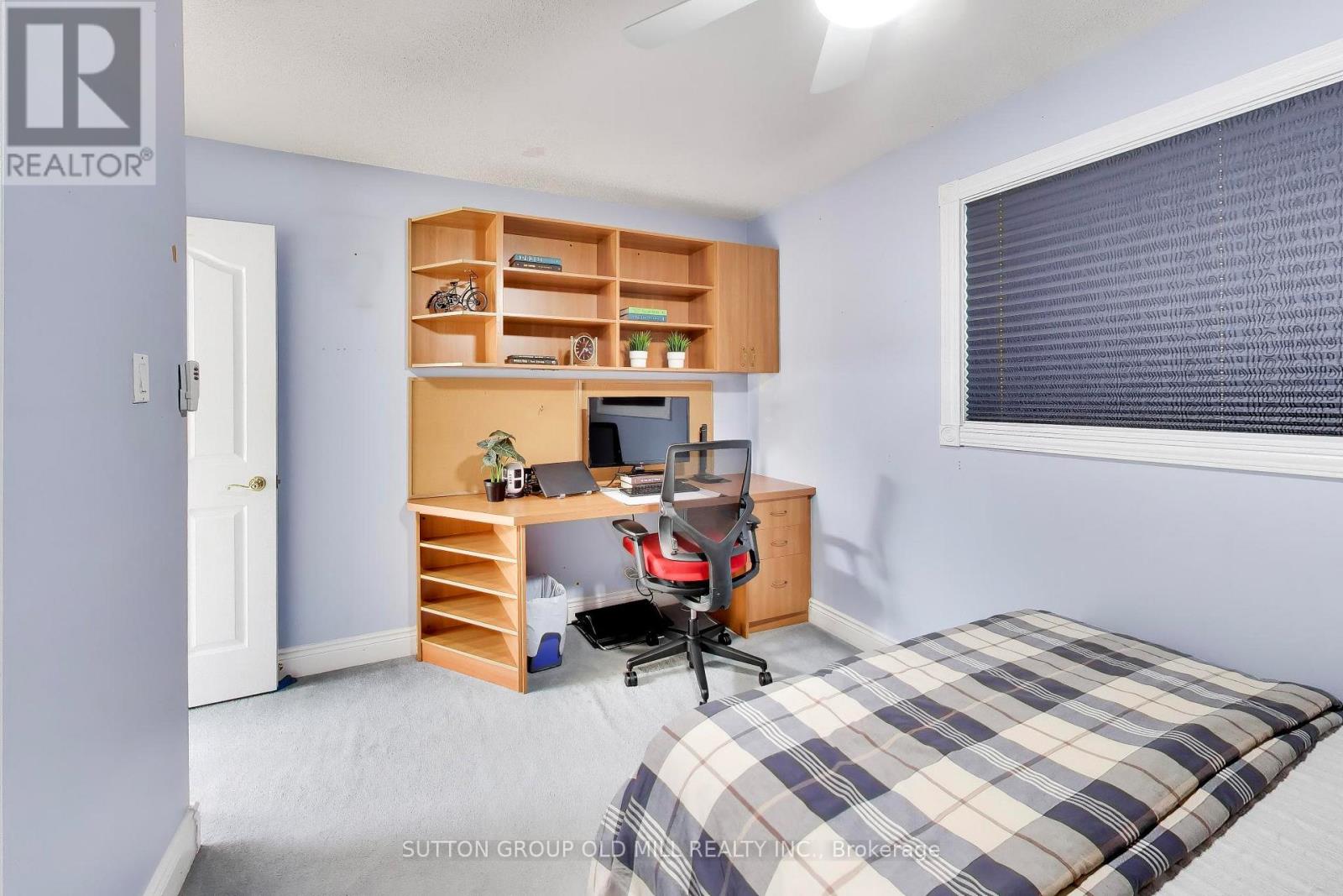 251 CHALFIELD LANE - 25