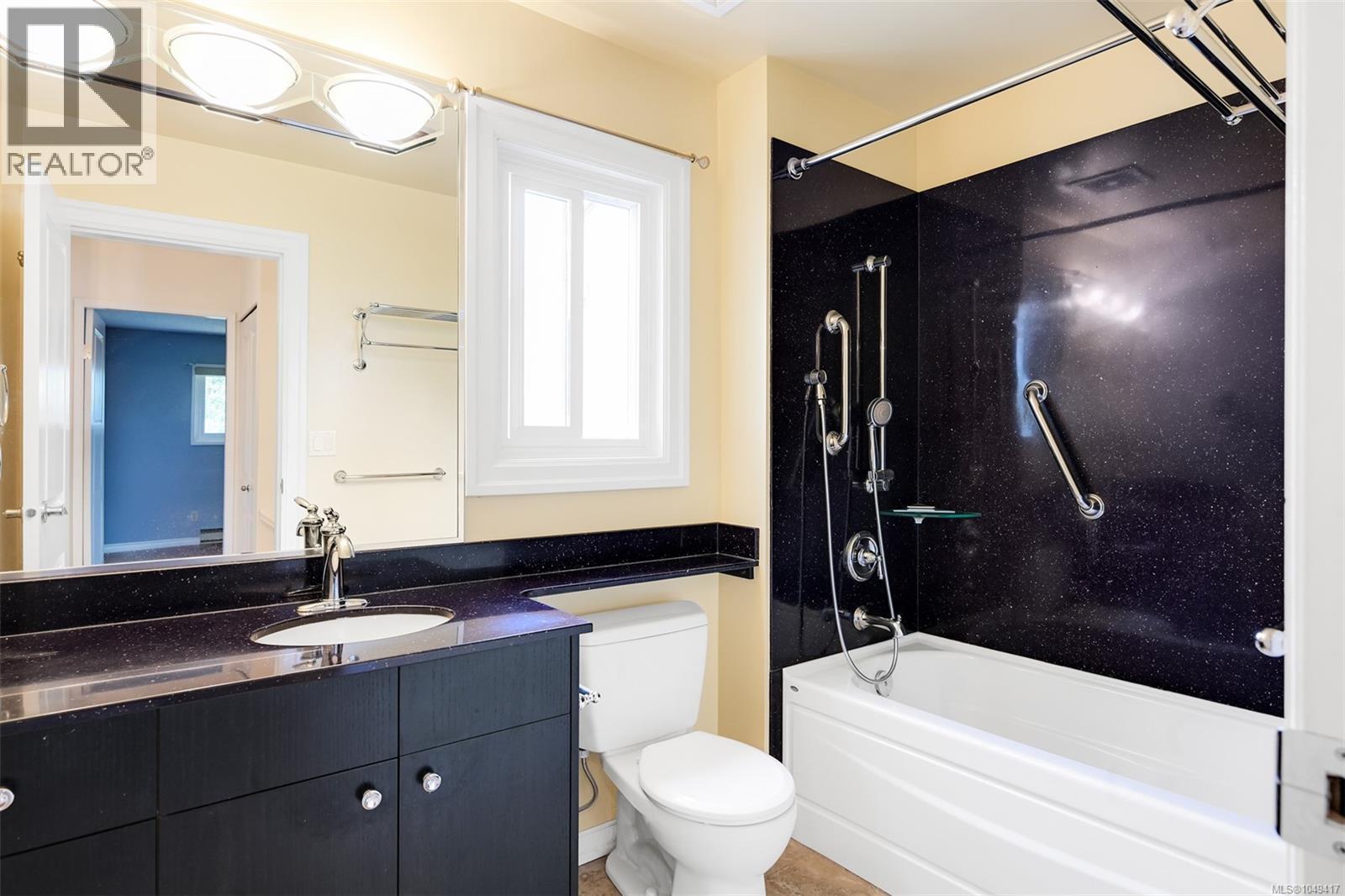 #11 3981 Nelthorpe St - Image 38