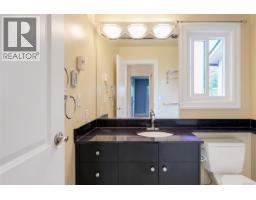 11 3981 Nelthorpe St, Saanich, BC V8X3Z2 Photo 39
