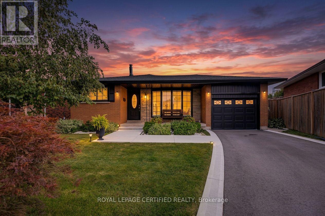 24 NORTHGATE DRIVE - 1