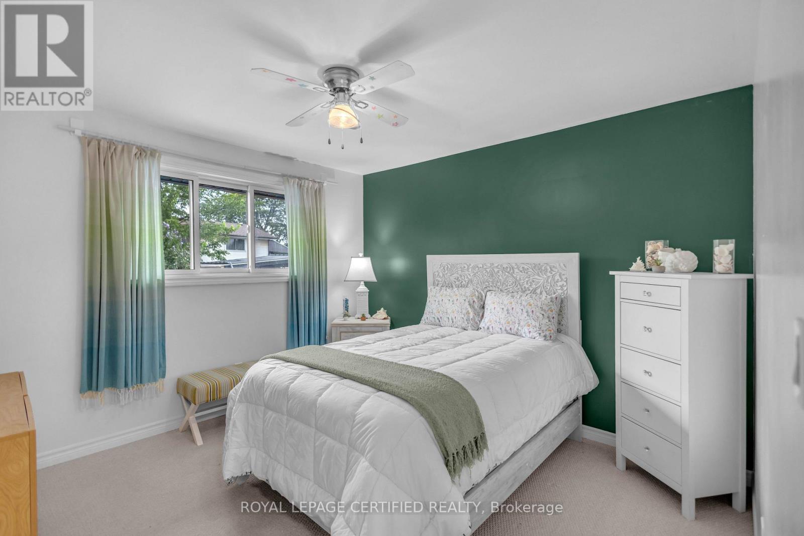 24 NORTHGATE DRIVE - 13