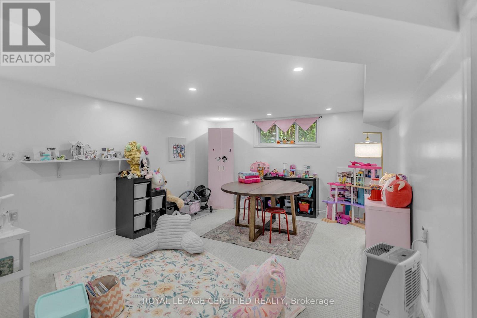 24 NORTHGATE DRIVE - 22