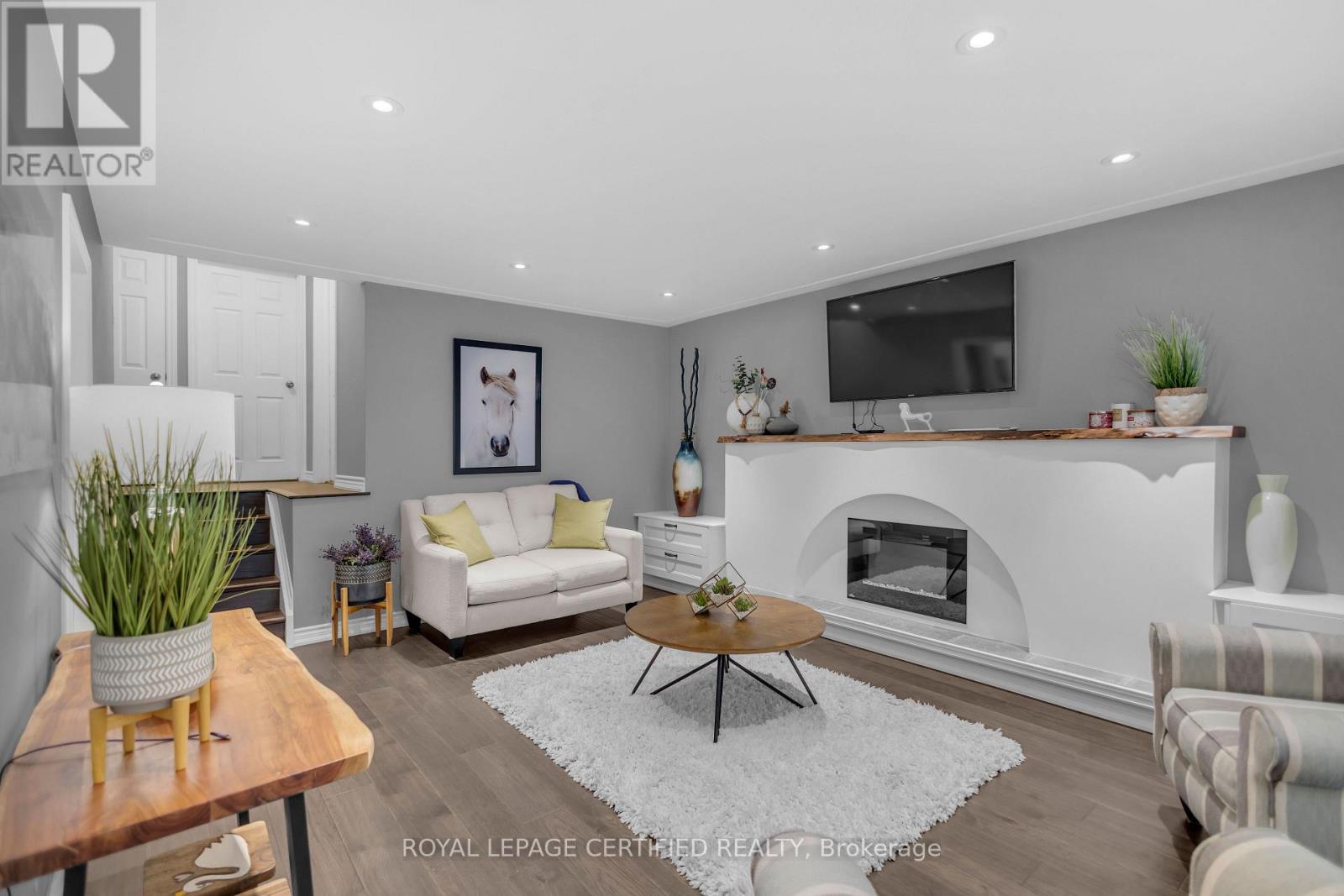24 NORTHGATE DRIVE - 4