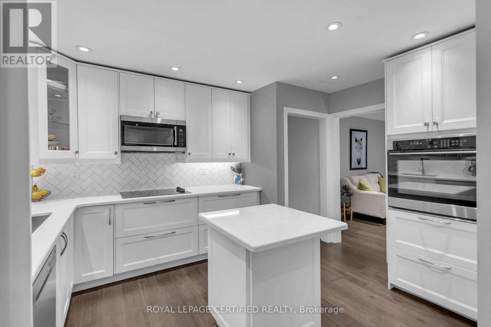 24 NORTHGATE DRIVE - 9