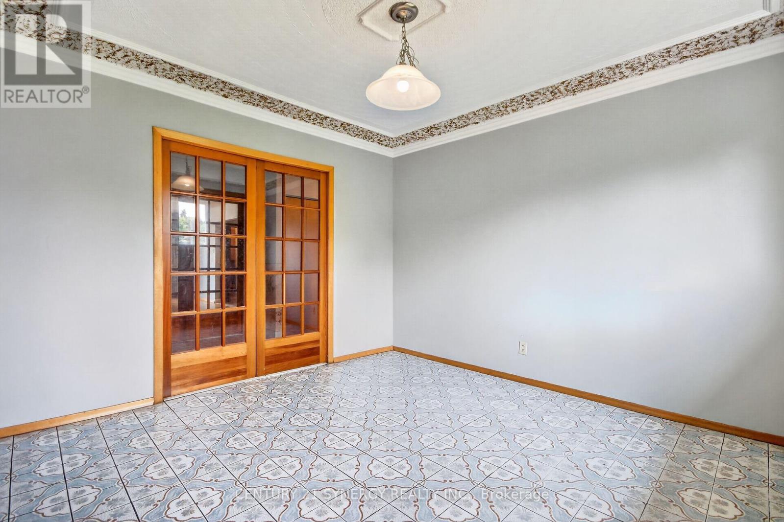 974 GREENBRIAR AVENUE - 6