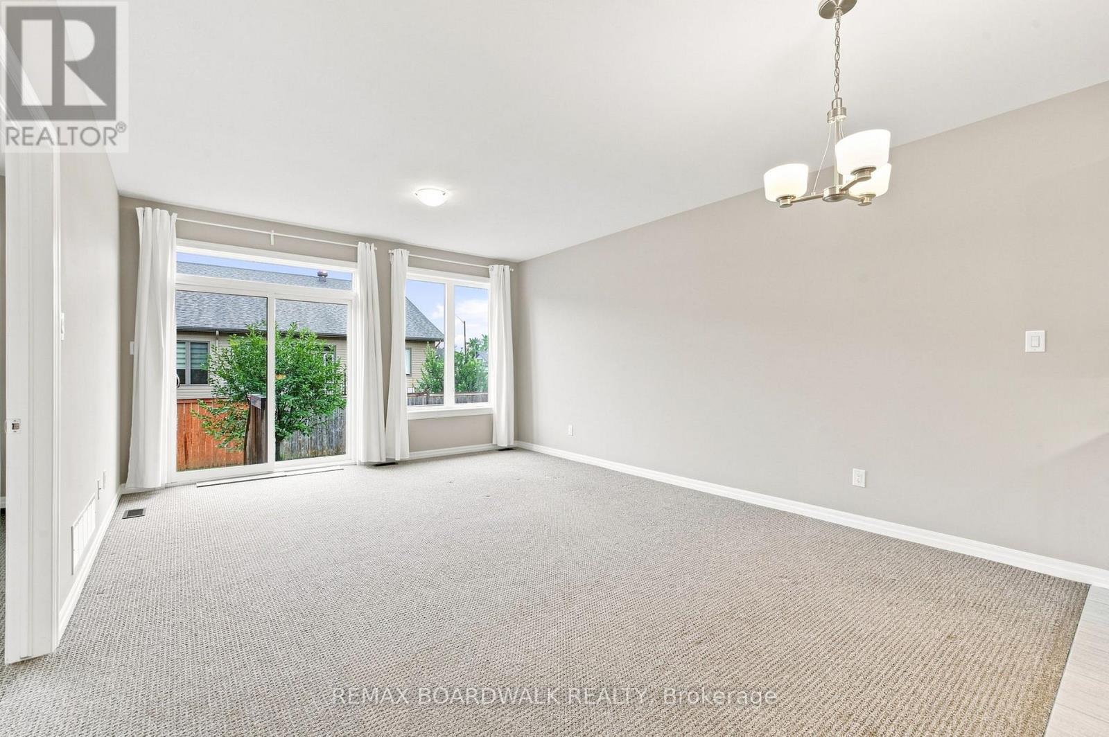 714 MAURICE STEAD STREET - Image 17