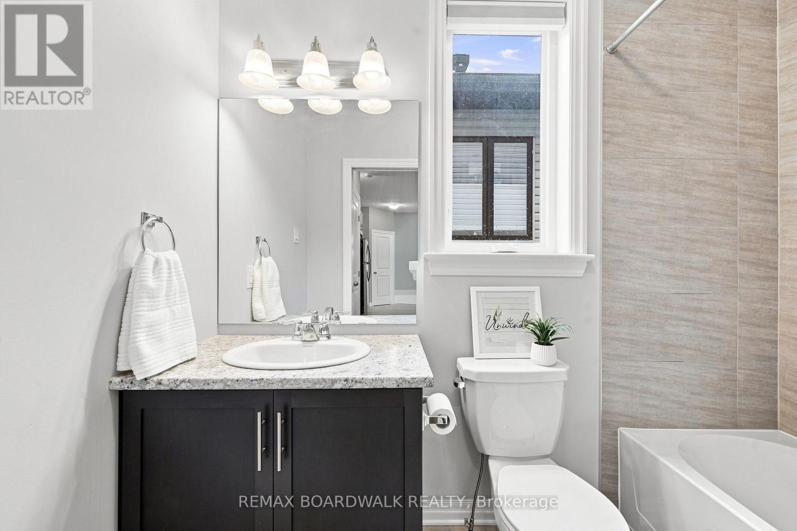 714 MAURICE STEAD STREET - Image 31