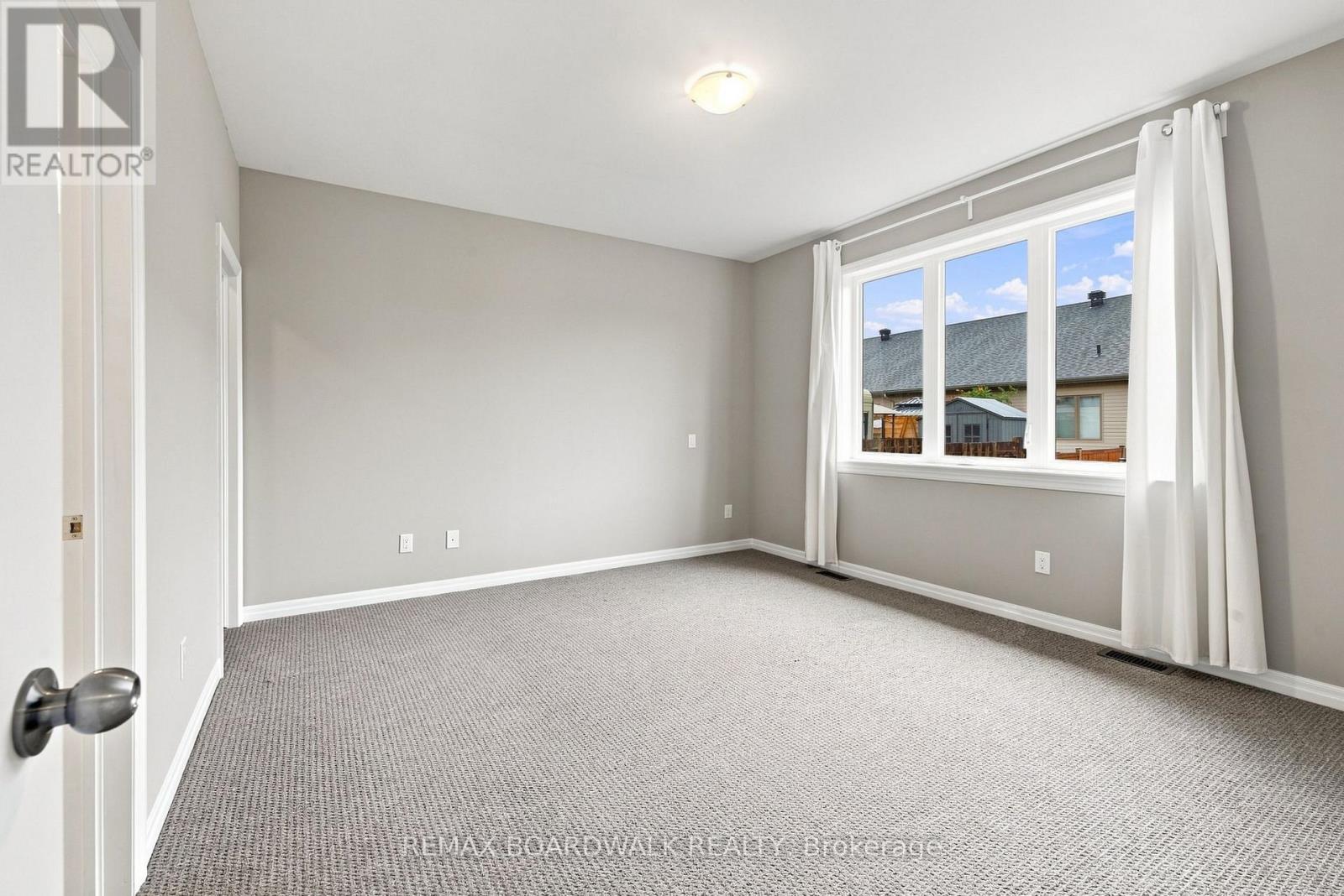714 MAURICE STEAD STREET - Image 25