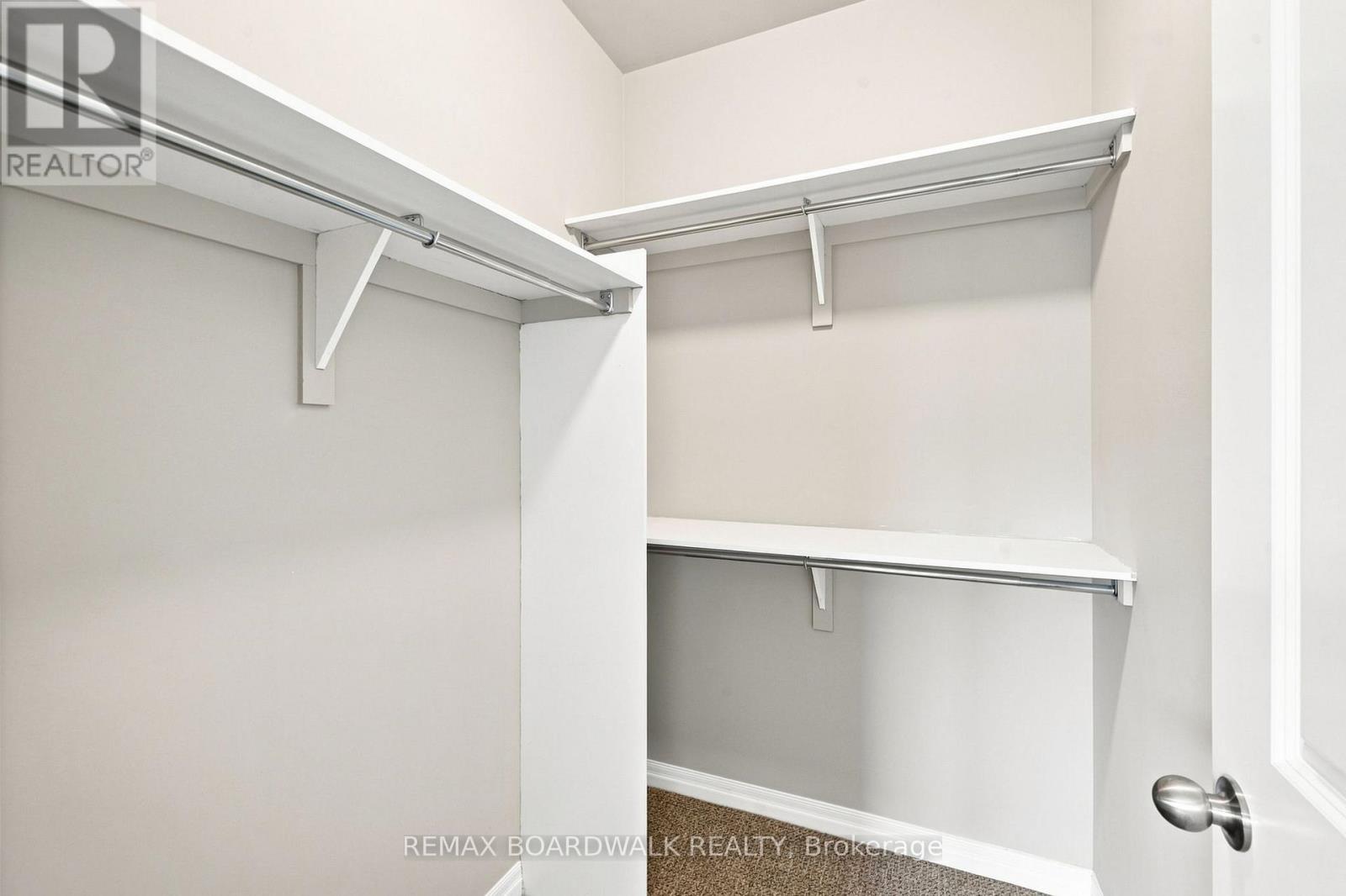 714 MAURICE STEAD STREET - Image 29