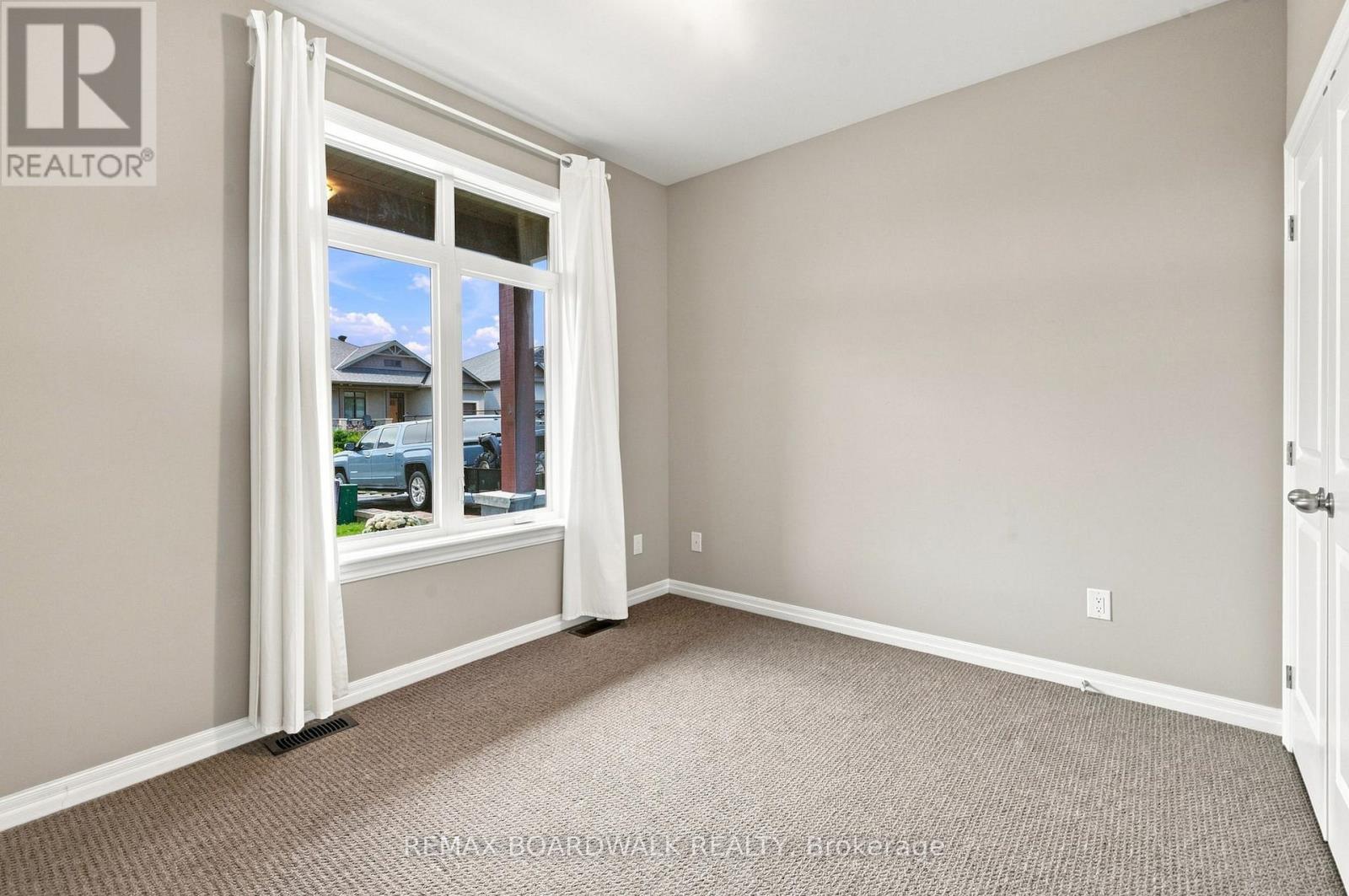 714 MAURICE STEAD STREET - Image 22