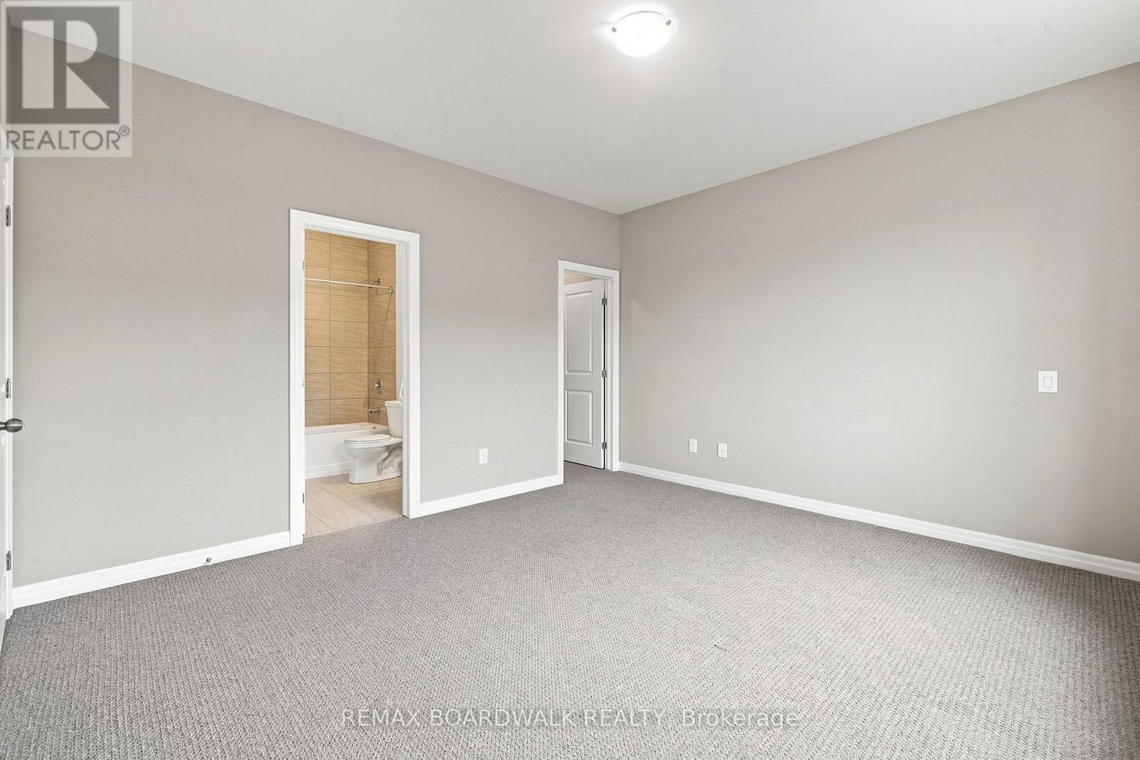 714 MAURICE STEAD STREET - Image 26