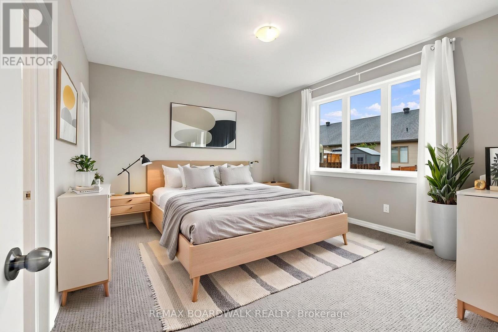 714 MAURICE STEAD STREET - Image 24