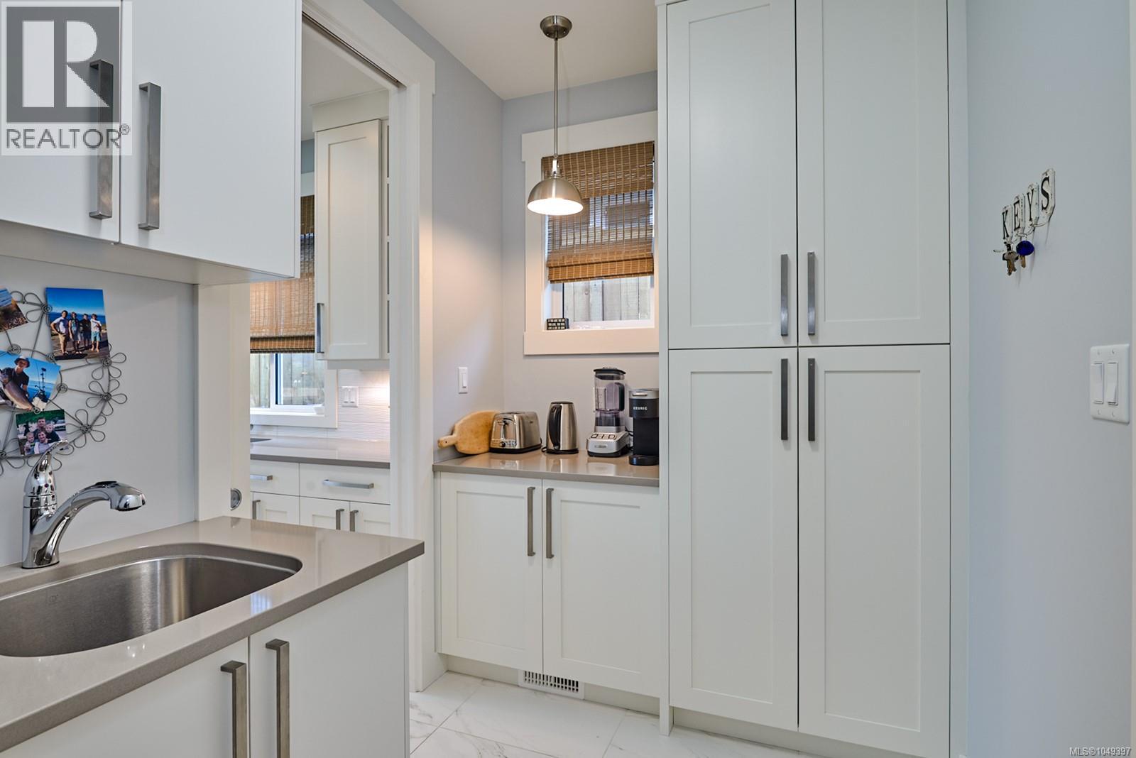 419 RIDGEFIELD Dr - 14