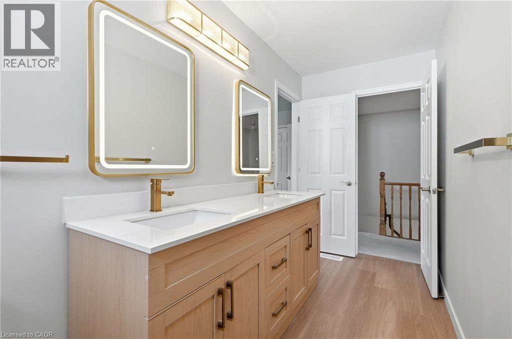 79 LYNNETTE Drive - 23